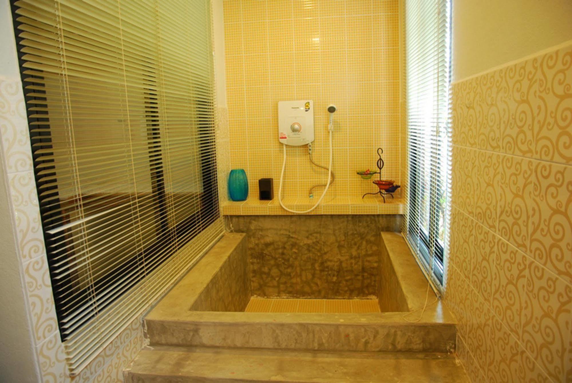Boutique Raft Resort Sai Yok Luaran gambar