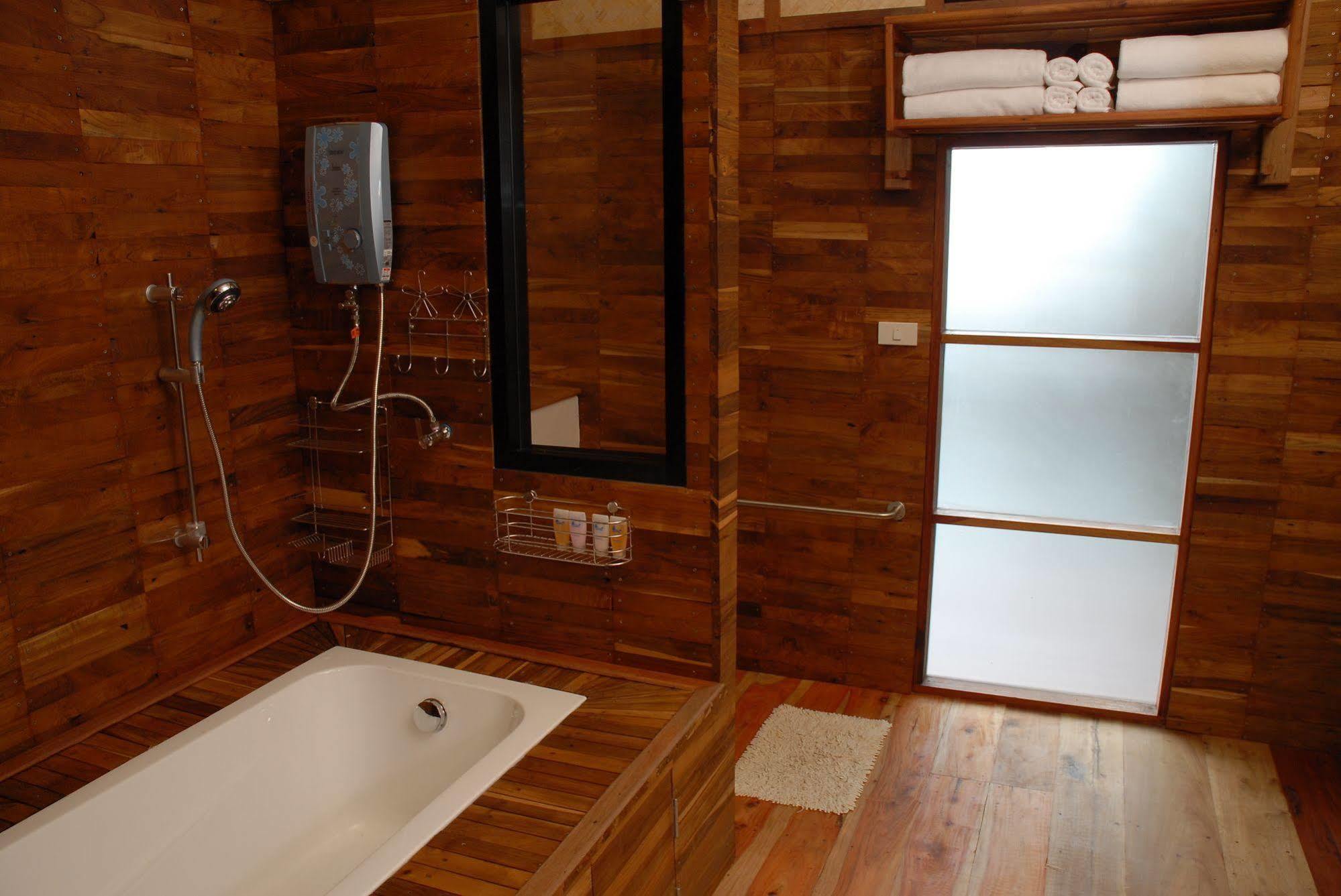 Boutique Raft Resort Sai Yok Luaran gambar