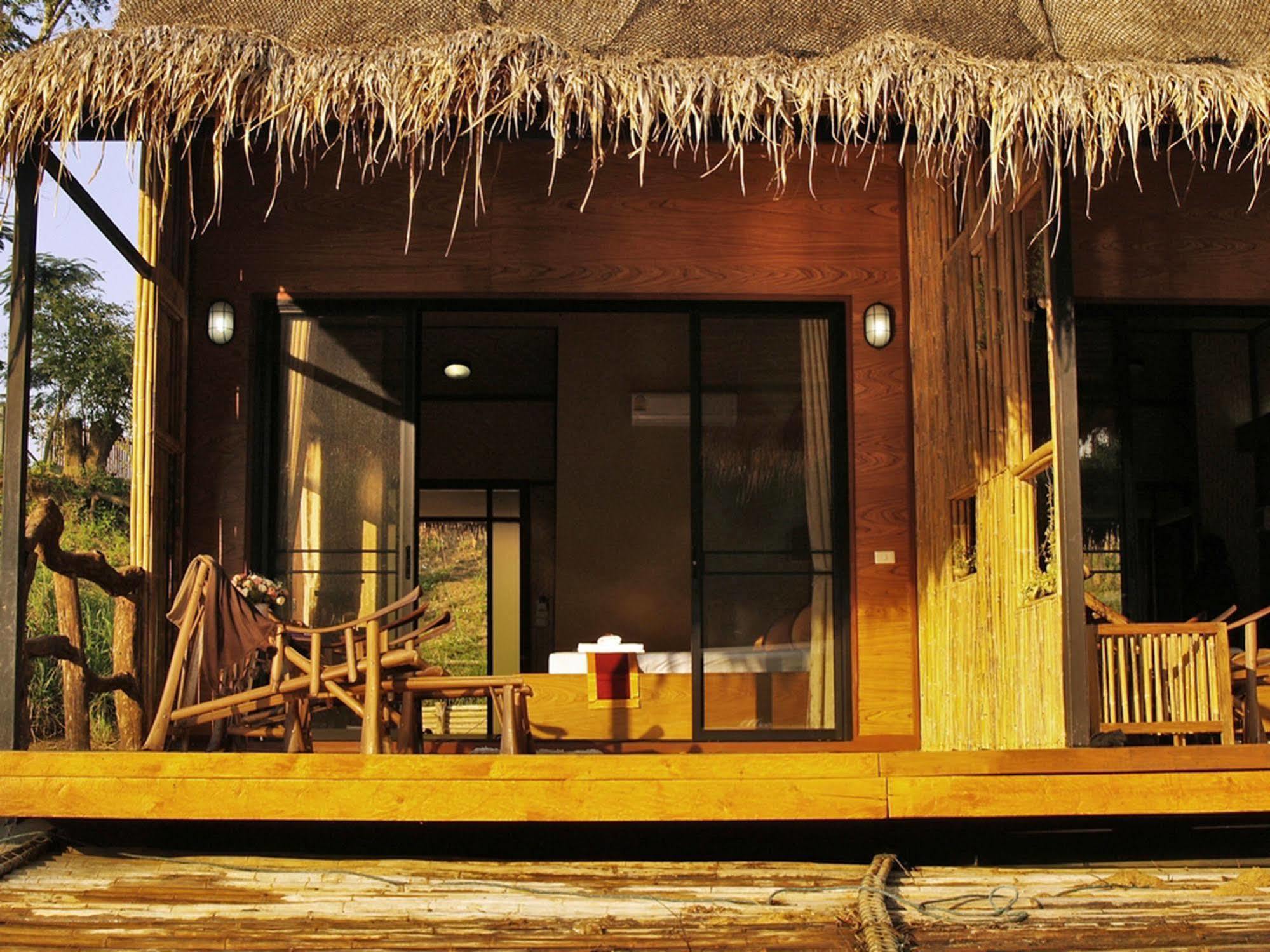Boutique Raft Resort Sai Yok Luaran gambar