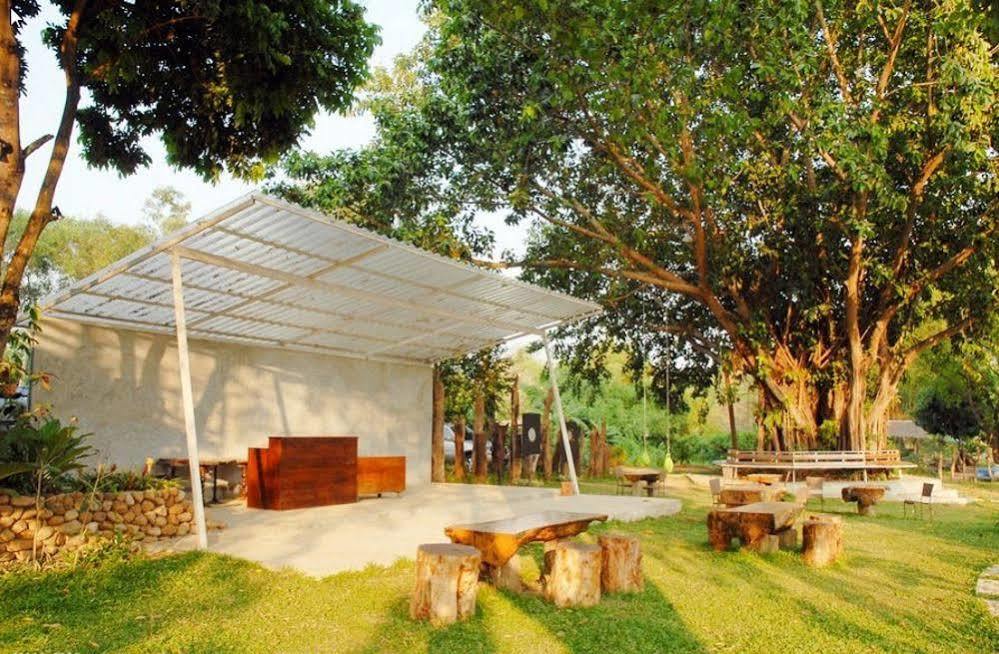 Boutique Raft Resort Sai Yok Luaran gambar